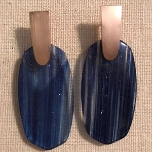 KENDRA SCOTT Blue Aragon Drop Earrings